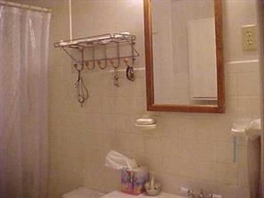318 Greystone Road Charlotte, NC 28209 - Photo 6 of 8 Gallery Image 6