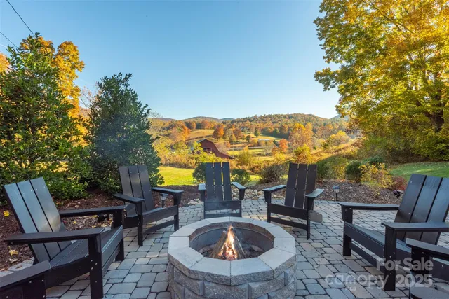 $835,000 | 287 Church Road, Fairview, NC 28730