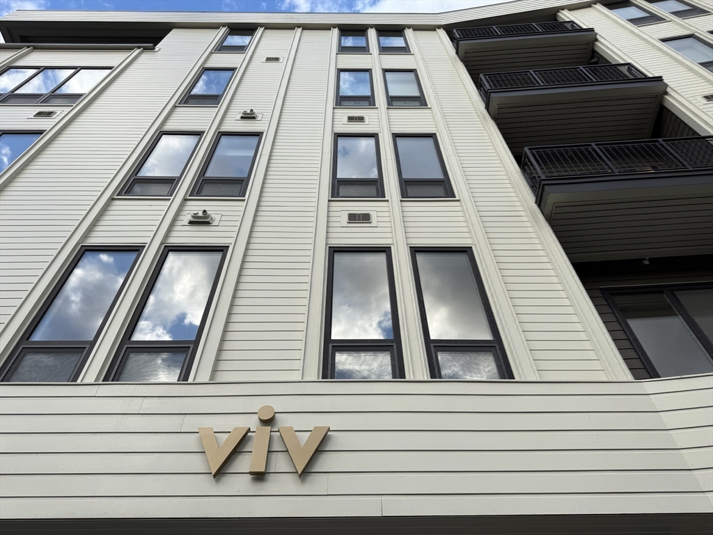 500 Talbot Avenue, Unit 403 Boston, MA 02124 - Photo 20 of 25 a view of a building