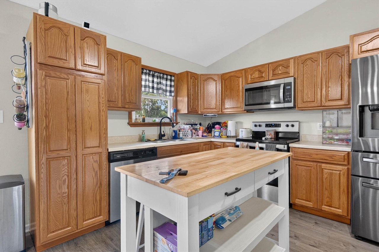 4722 Root Station Road Jackson, MI 49201 - Photo 16 of 47