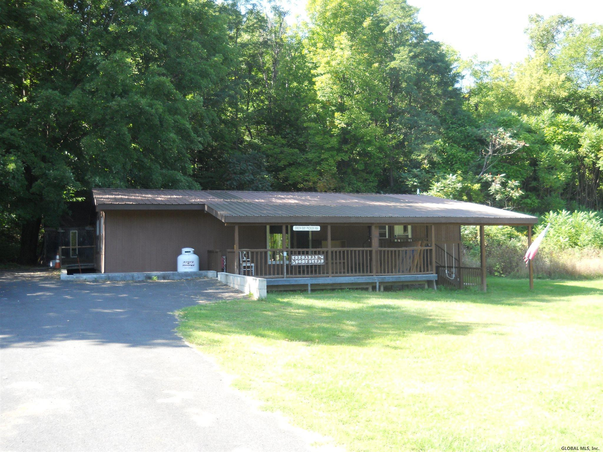 1733 Creek Road Crown Point, NY 12928 - Photo 8 of 16 Photo 8
