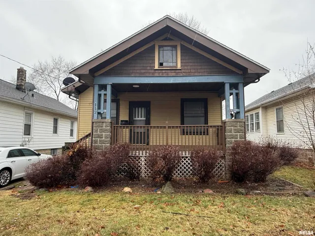 $93,000 | 112 East Gift Avenue, Peoria, IL 61603