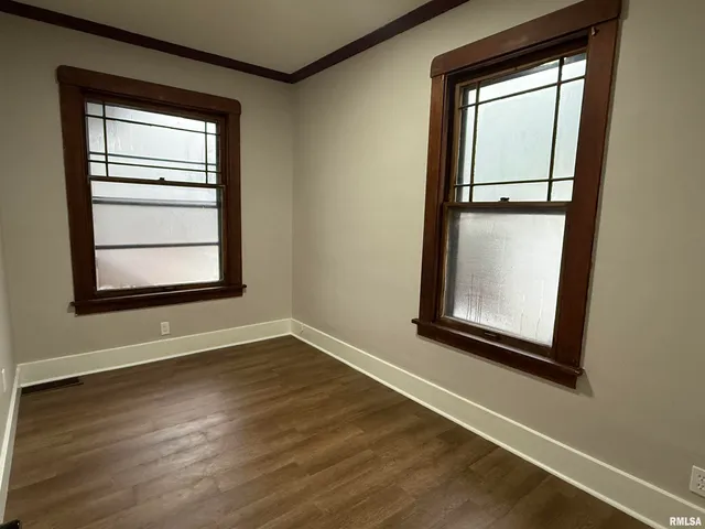 $93,000 | 112 East Gift Avenue, Peoria, IL 61603