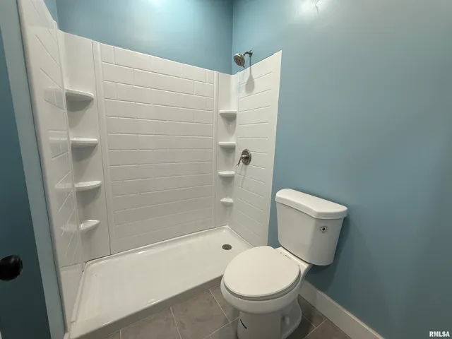 $93,000 | 112 East Gift Avenue, Peoria, IL 61603