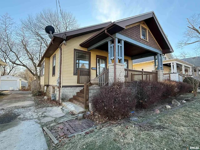$93,000 | 112 East Gift Avenue, Peoria, IL 61603