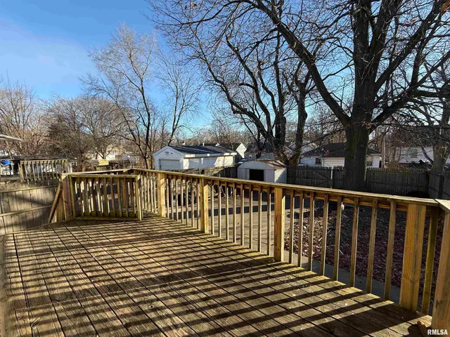 $93,000 | 112 East Gift Avenue, Peoria, IL 61603