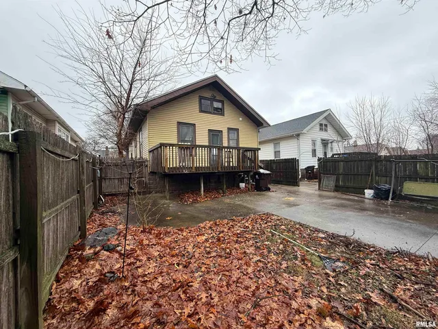 $93,000 | 112 East Gift Avenue, Peoria, IL 61603