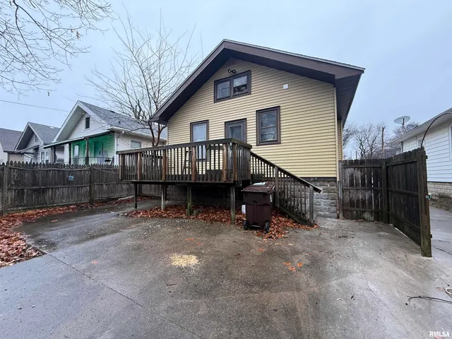 $93,000 | 112 East Gift Avenue, Peoria, IL 61603