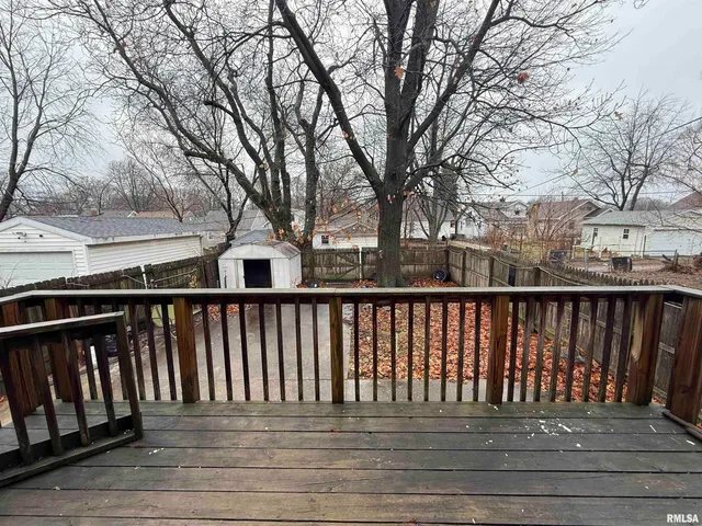 $93,000 | 112 East Gift Avenue, Peoria, IL 61603