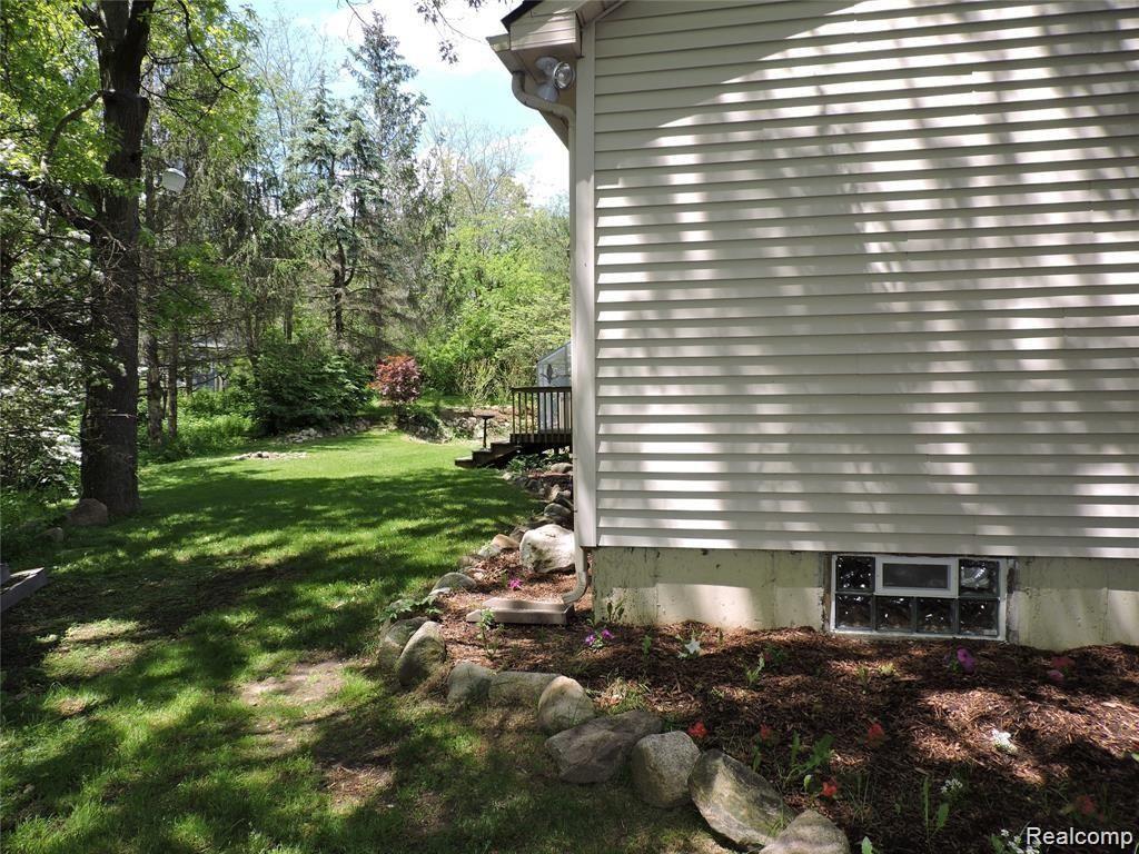 5265 Hickory Ridge Road Holly, MI 48442 - Photo 36 of 43 HR 35.jpg