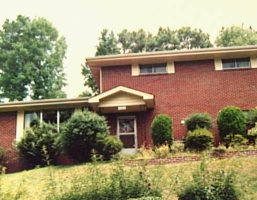 1003 North Sanctuary Road Chattanooga, TN 37421 - Photo 1 of 1 Primary Photo