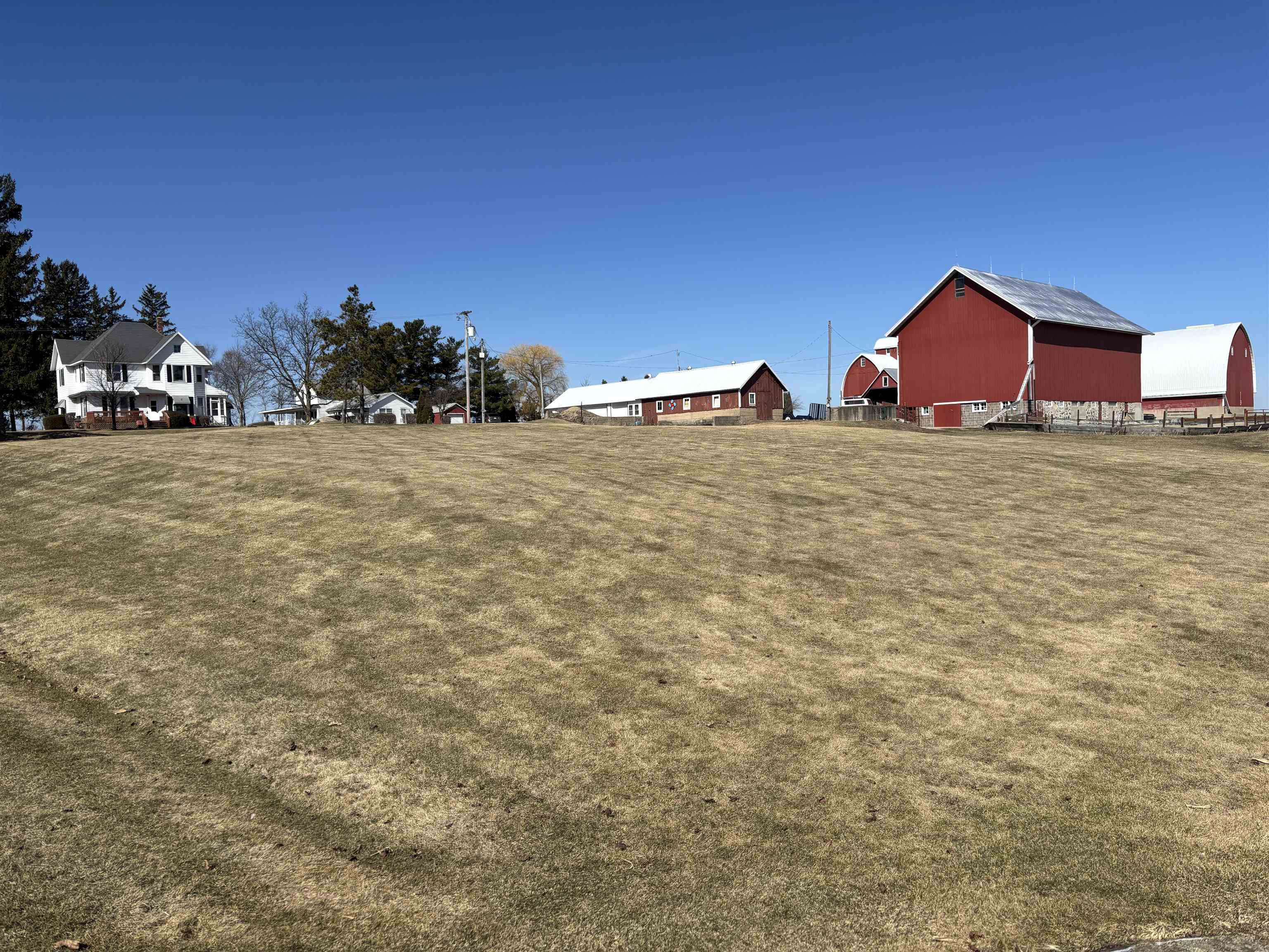 W7900 Meek Road Arlington, WI 53911 - Photo 2 of 13