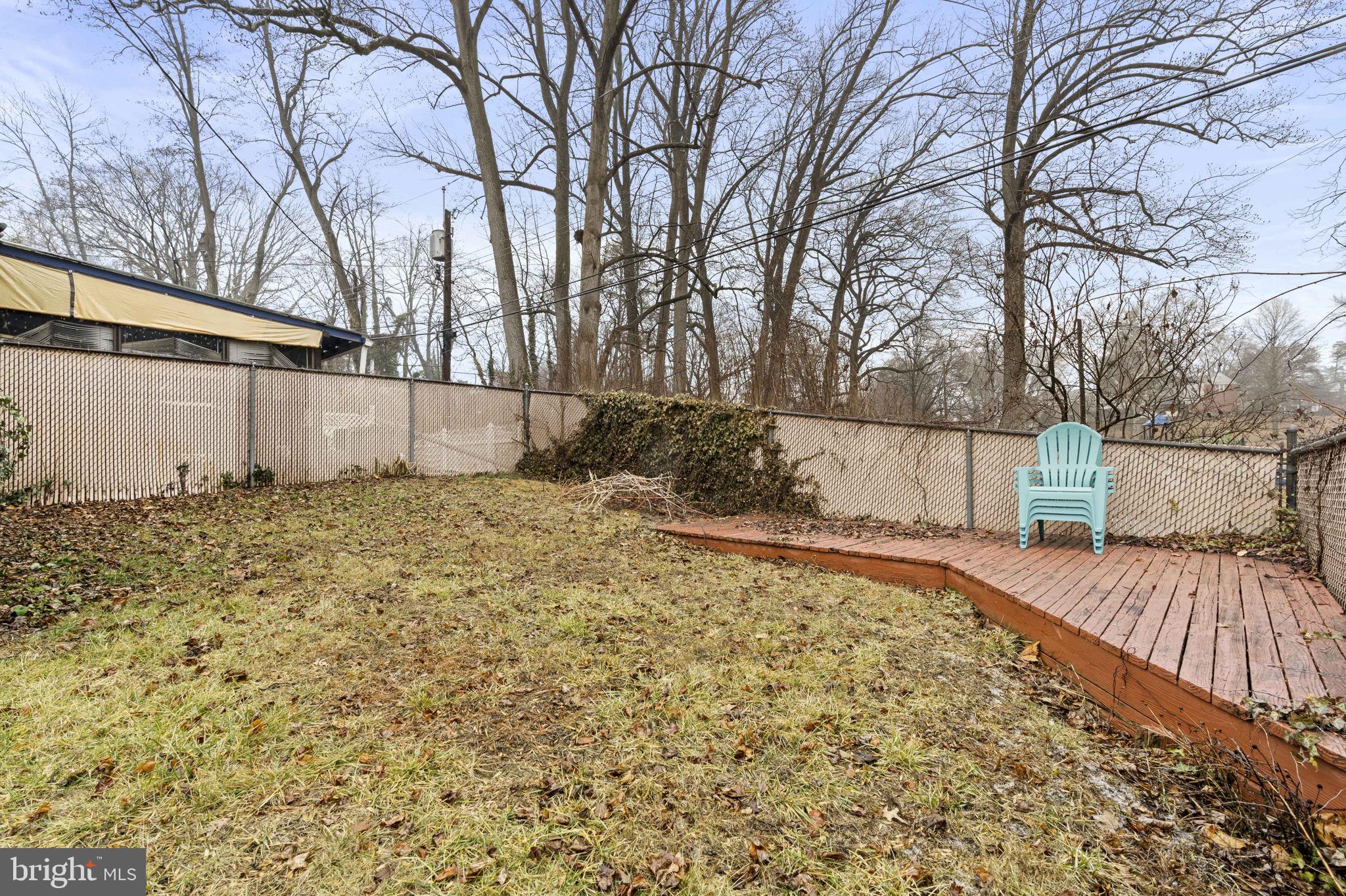 201 Juniper Road Havertown, PA 19083 - Photo 27 of 30 a view of a backyard of the house
