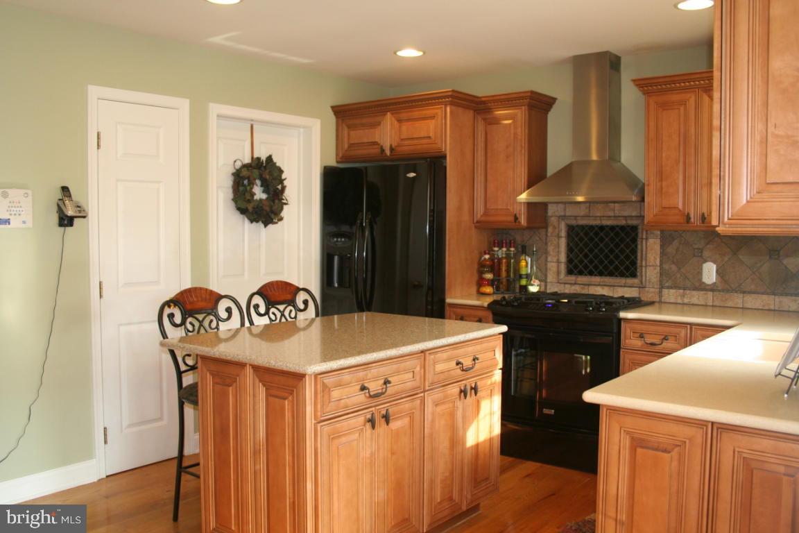 272 Squire Lane Lititz, PA 17543 - Photo 9 of 29 Gallery Image 9