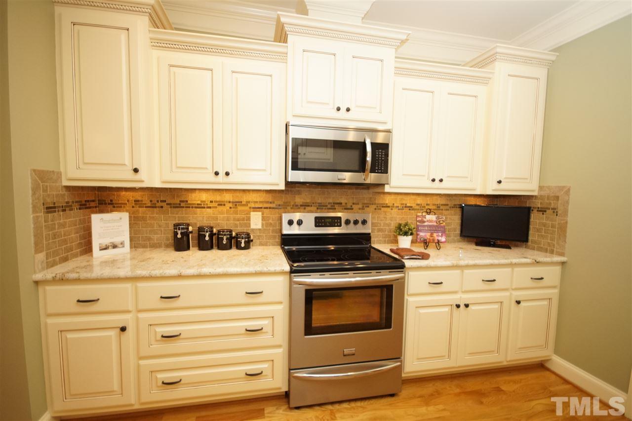 2431 Trinity Farms Road Raleigh, NC 27607 - Photo 9 of 25 Gallery Image 9