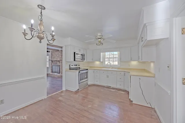 $415,000 | 204 North Country Club Road, Kenansville, NC 28349