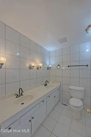 $399,000 | 204 North Country Club Road, Kenansville, NC 28349