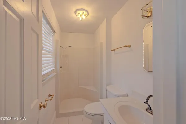 $399,000 | 204 North Country Club Road, Kenansville, NC 28349