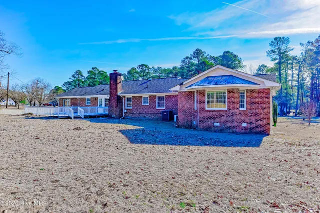 $415,000 | 204 North Country Club Road, Kenansville, NC 28349