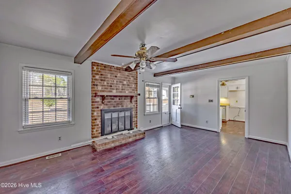 $399,000 | 204 North Country Club Road, Kenansville, NC 28349