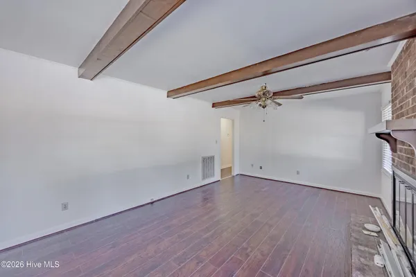 $399,000 | 204 North Country Club Road, Kenansville, NC 28349