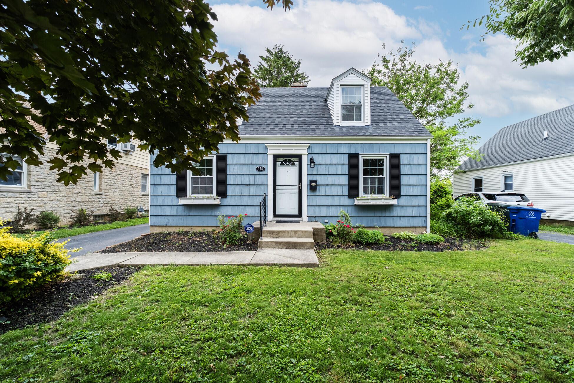 174 Demorest Road Columbus, OH 43204 - Photo 1 of 45 001
