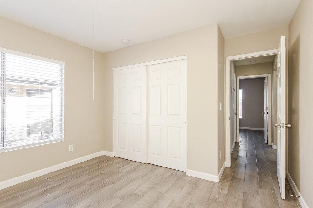 10856 West Ruth Avenue Peoria, AZ 85345 - Photo 12 of 16 Photo #12
