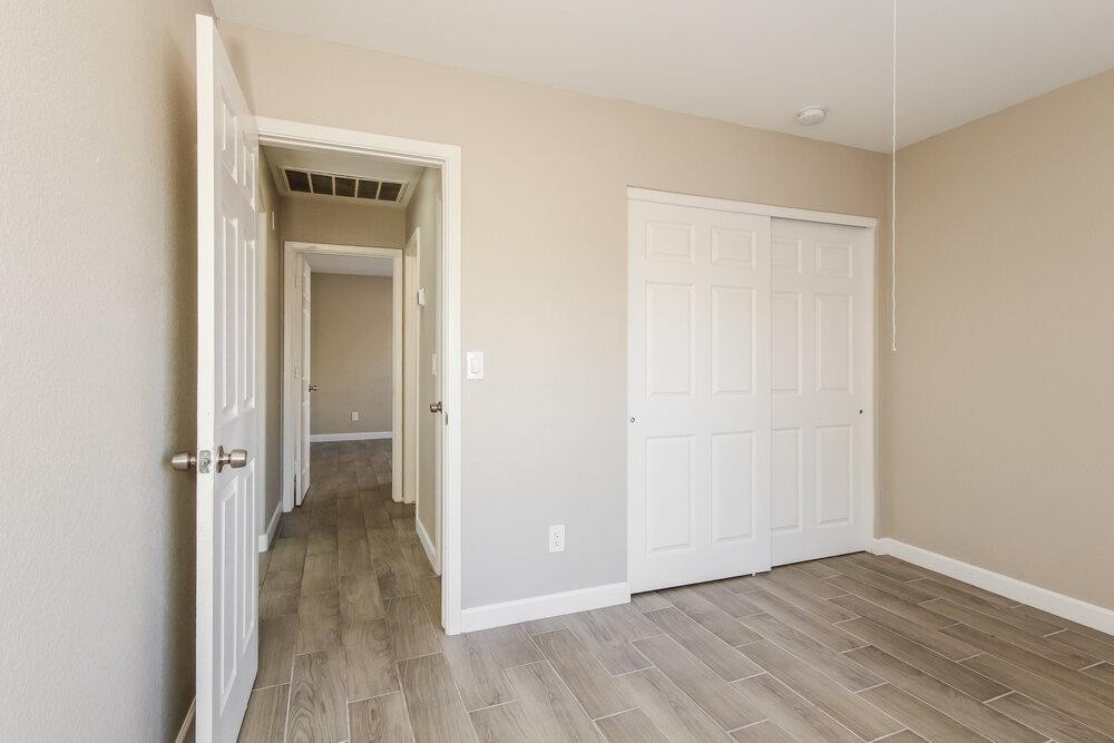 10856 West Ruth Avenue Peoria, AZ 85345 - Photo 13 of 16 Photo #13