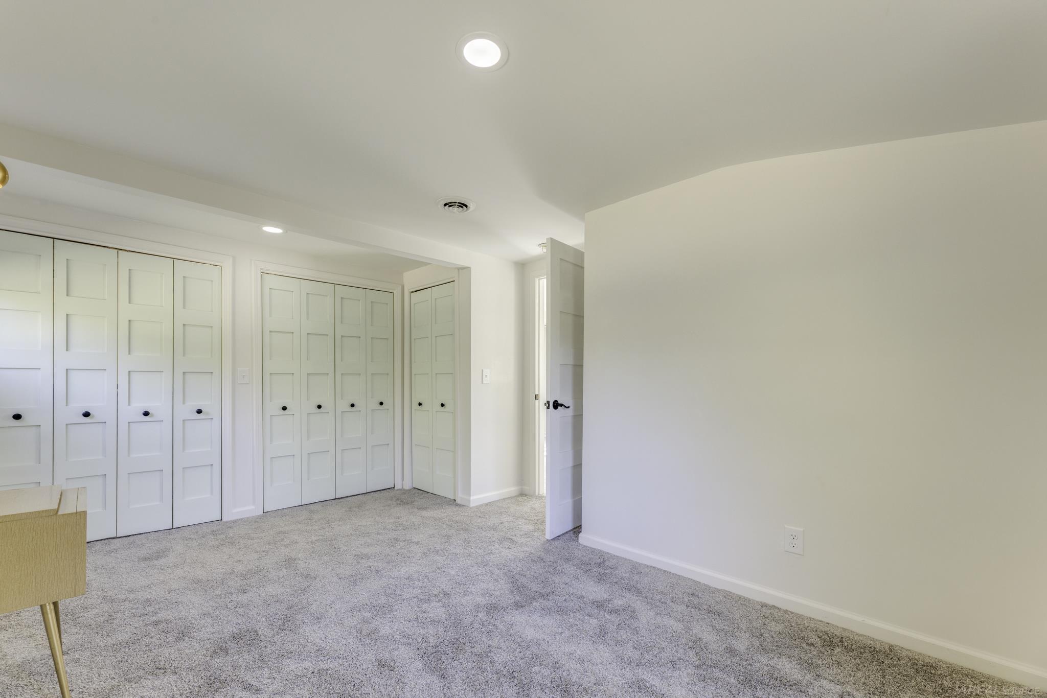 8027 Lakeshore Road Lexington, MI 48450 - Photo 18 of 33