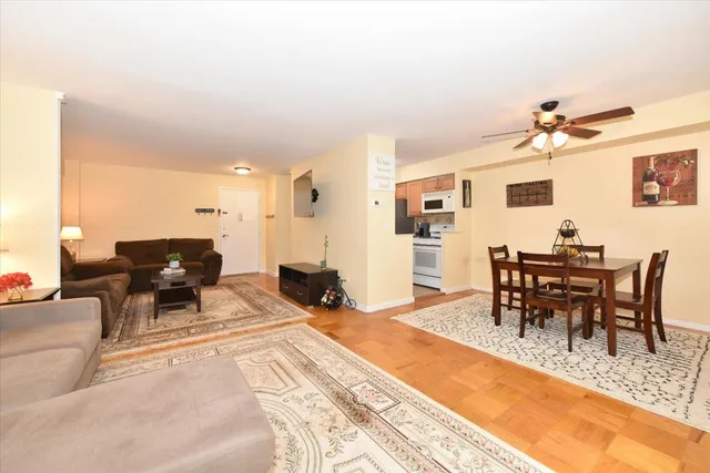 $430,000 | 320 East Shore Road, Unit 10C, Great Neck, NY 11023