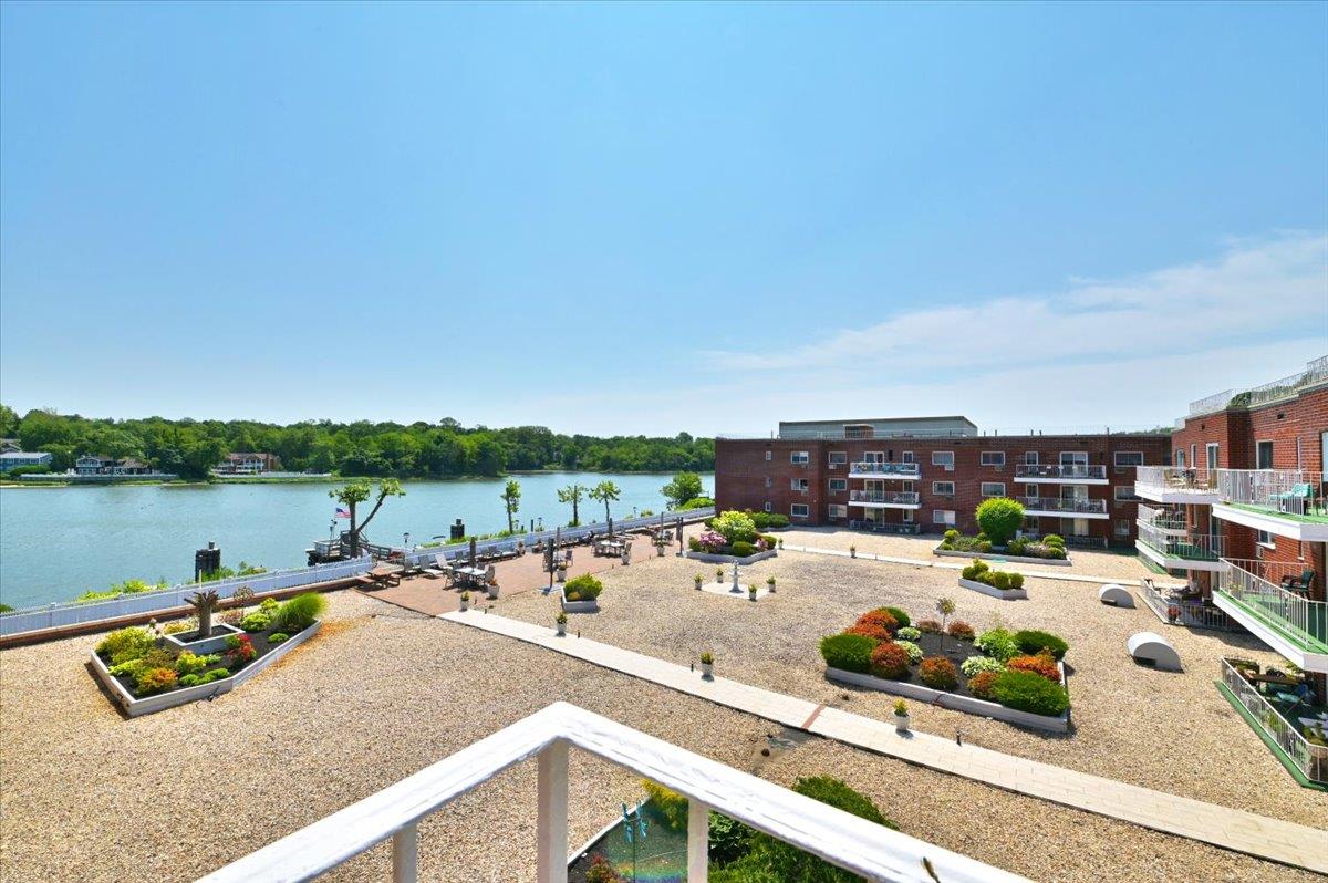320 East Shore Road, Unit 10C Great Neck, NY 11023 - Photo 27 of 30 Water view