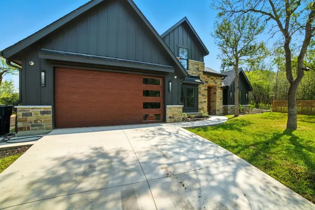 $624,999 | 280 Bali Hai Lane, Bastrop, TX 78602