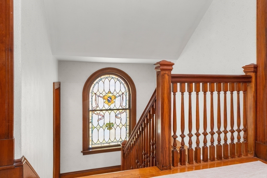 7 Fairfield Street Salem, MA 01970 - Photo 21 of 34 a view of entryway