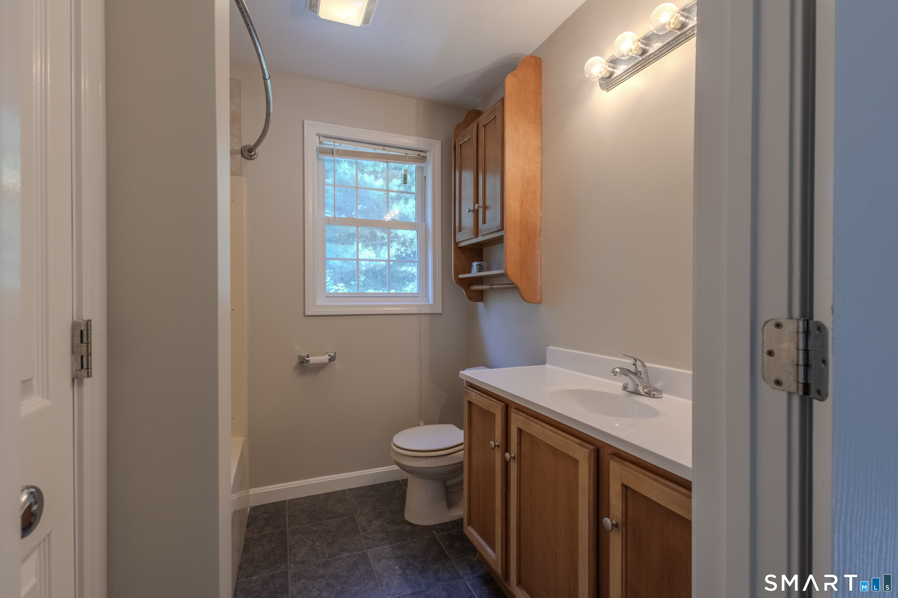 29 Prospect Street, Unit A Putnam, CT 06260 - Photo 11 of 18