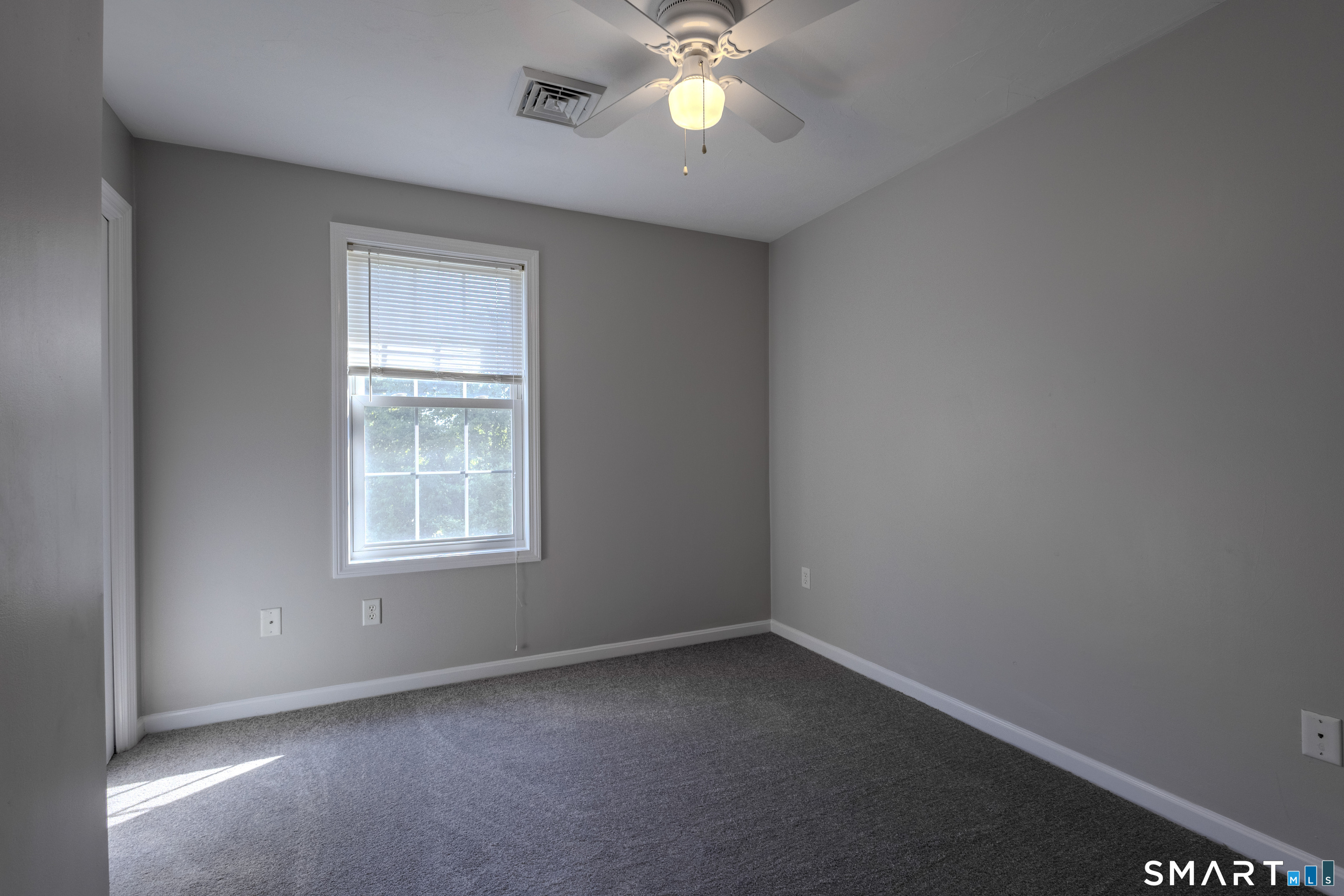 29 Prospect Street, Unit A Putnam, CT 06260 - Photo 15 of 18