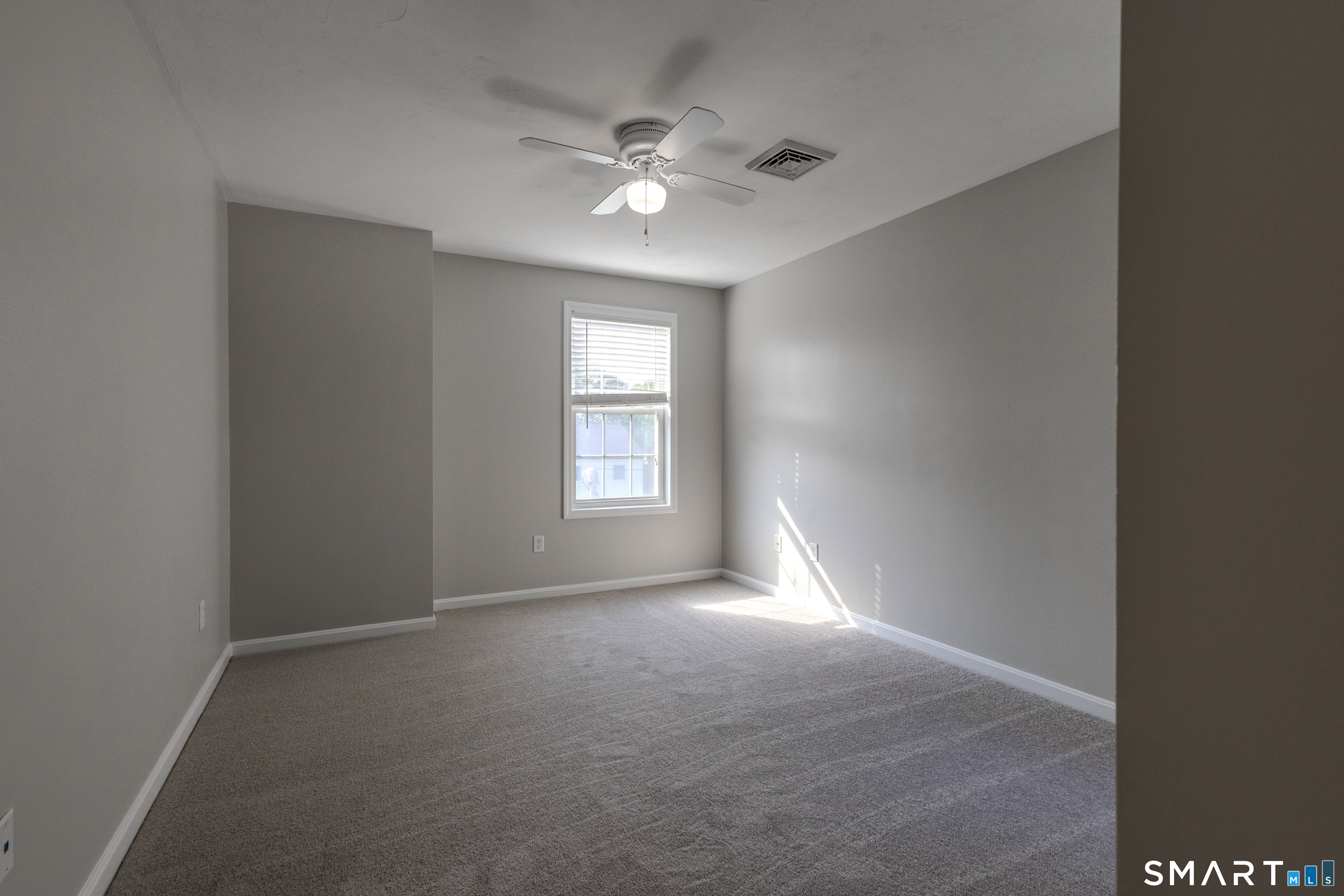 29 Prospect Street, Unit A Putnam, CT 06260 - Photo 17 of 18