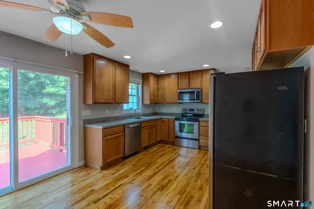 $289,900 | 29 Prospect Street, Unit A, Putnam, CT 06260