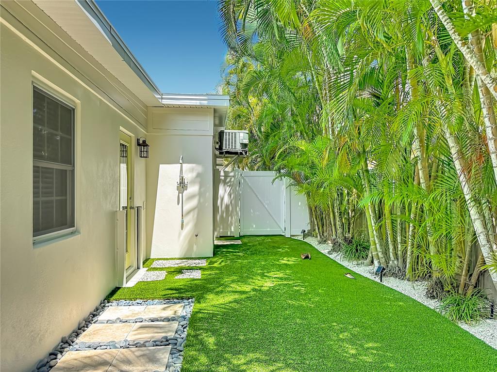 307 68th Street Holmes Beach, FL 34217 - Photo 56 of 67