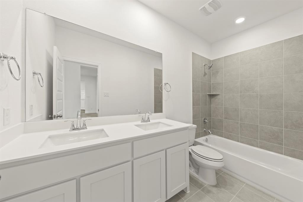 6805 Lancashire Way Forney, TX 75126 - Photo 7 of 28 06. 6805 Lancashire - 2ND Bath