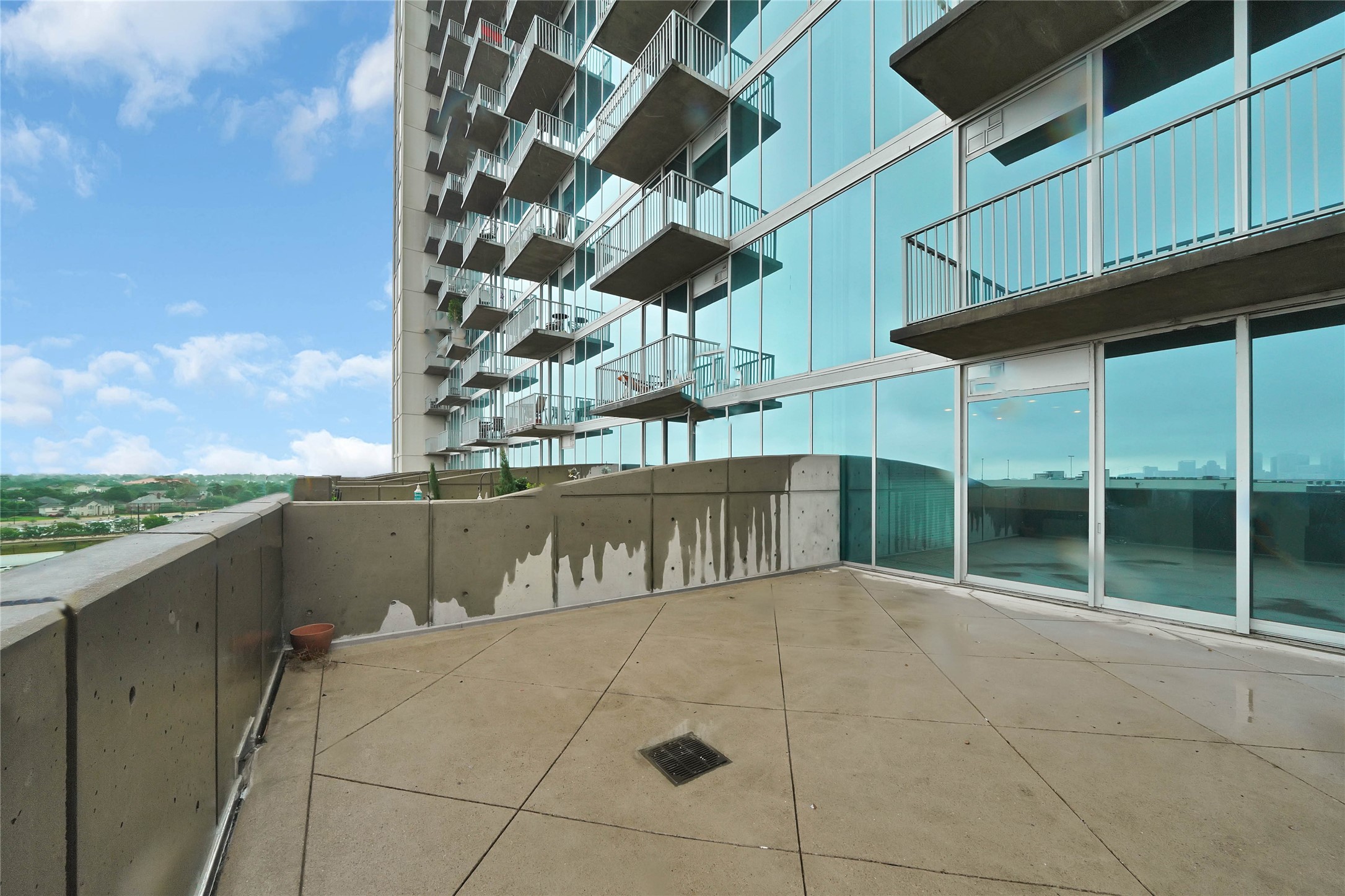 5925 Almeda Road, Unit 10713 Houston, TX 77004 - Photo 7 of 19