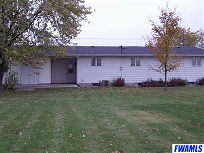 8630 Hoagland Road Hoagland, IN 46745 - Photo 3 of 8