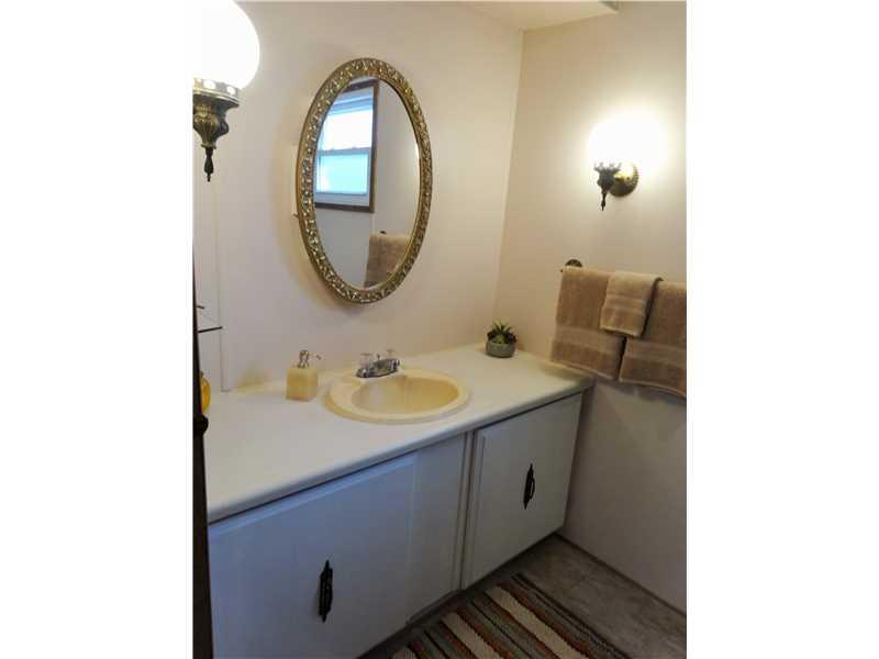 490 Plum Run Road Canonsburg, PA 15317 - Photo 15 of 25 Master Bath/Spa.