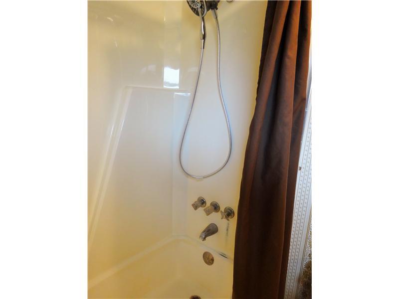 490 Plum Run Road Canonsburg, PA 15317 - Photo 16 of 25 Master Bath/Spa.