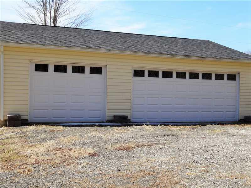 490 Plum Run Road Canonsburg, PA 15317 - Photo 3 of 25 Parking Lot/Garage.
