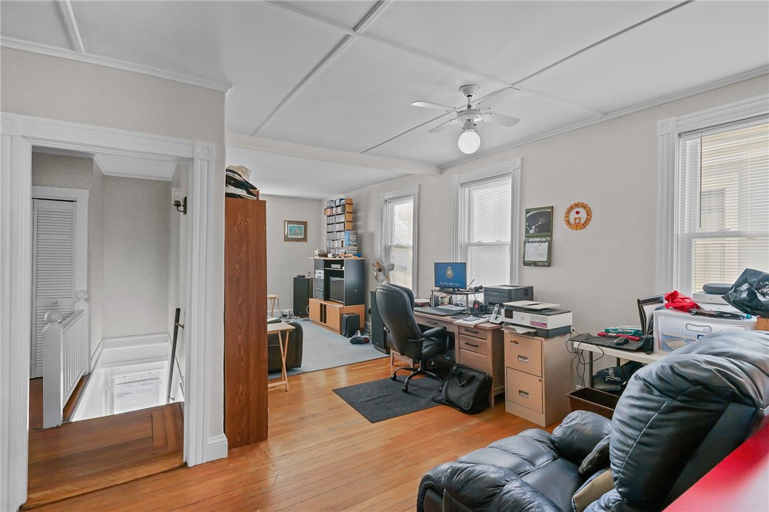 26 Atlantic Street Newport, RI 02840 - Photo 31 of 48