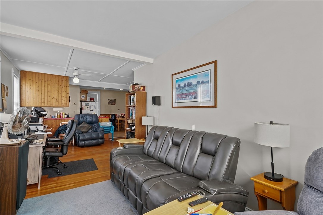 26 Atlantic Street Newport, RI 02840 - Photo 34 of 48