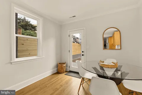 $1,500,000 | 1225 T Street Northwest, Washington, DC 20009