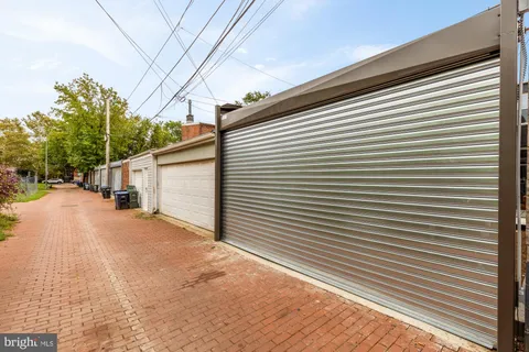 $1,500,000 | 1225 T Street Northwest, Washington, DC 20009