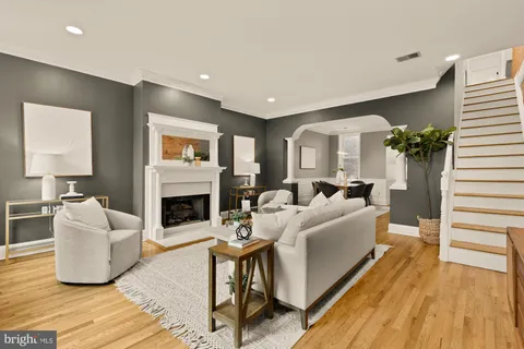 $1,500,000 | 1225 T Street Northwest, Washington, DC 20009