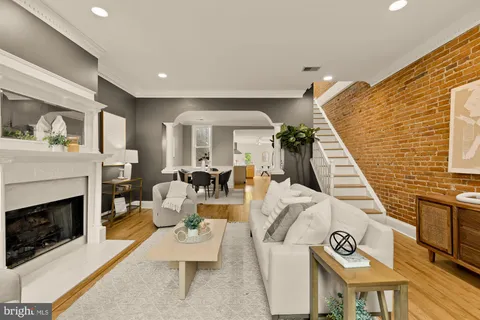 $1,500,000 | 1225 T Street Northwest, Washington, DC 20009